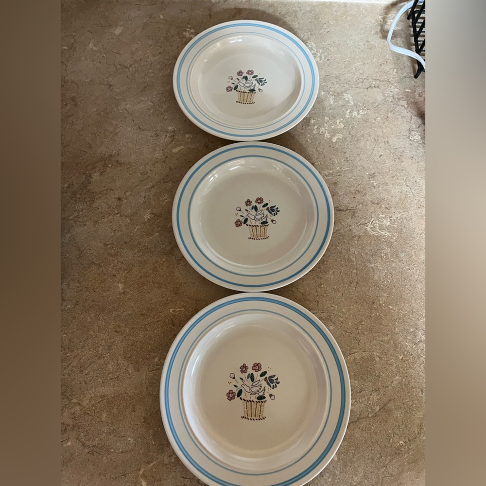 Vintage Floral Patterned Dinnerware Set - Blue and White